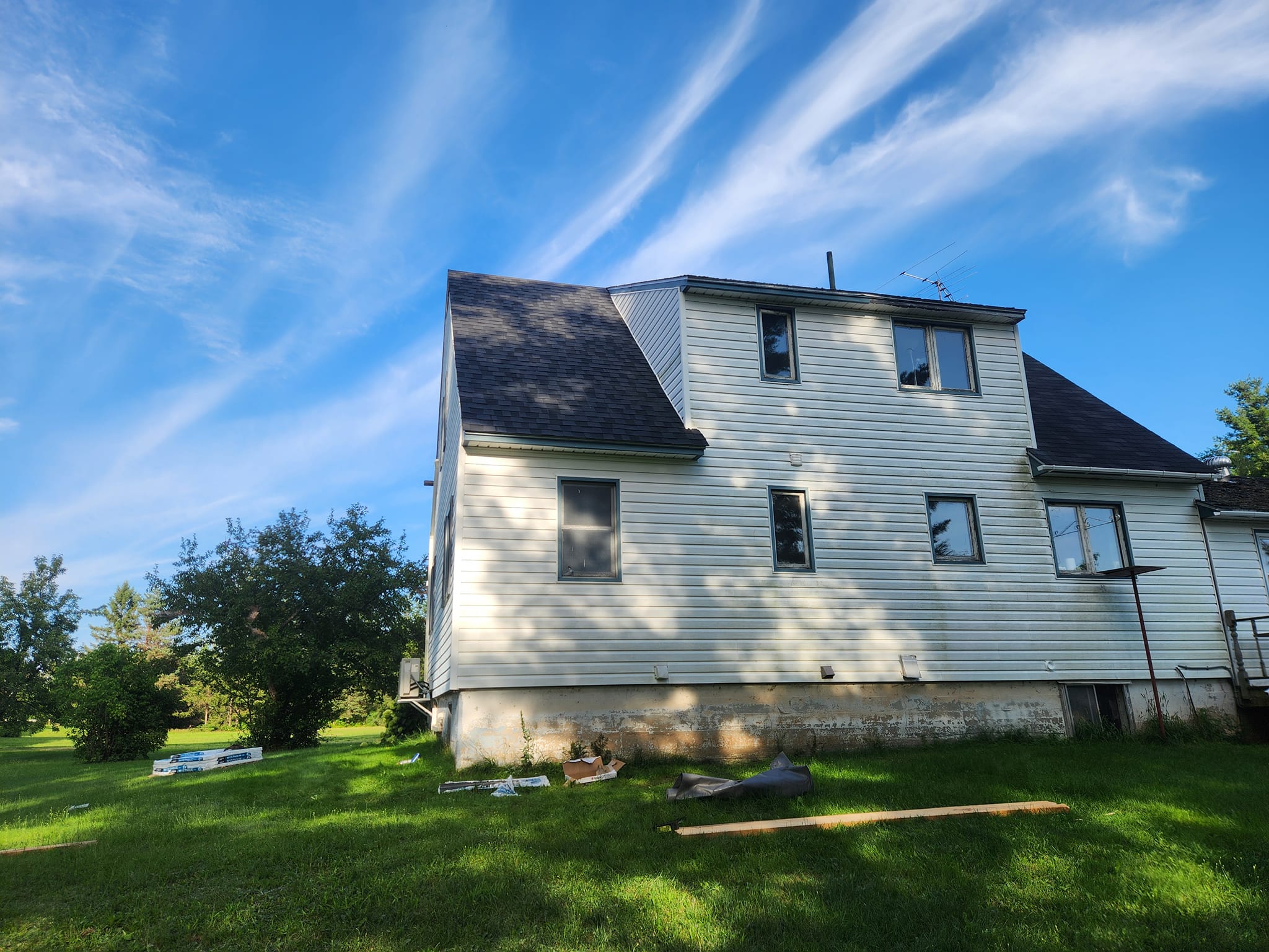 Completed roofing project